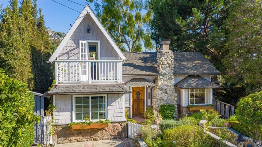 559 Calliope Street, Laguna Beach, California 92651