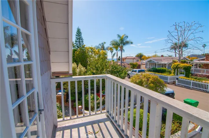 559 Calliope Street, Laguna Beach, California 92651