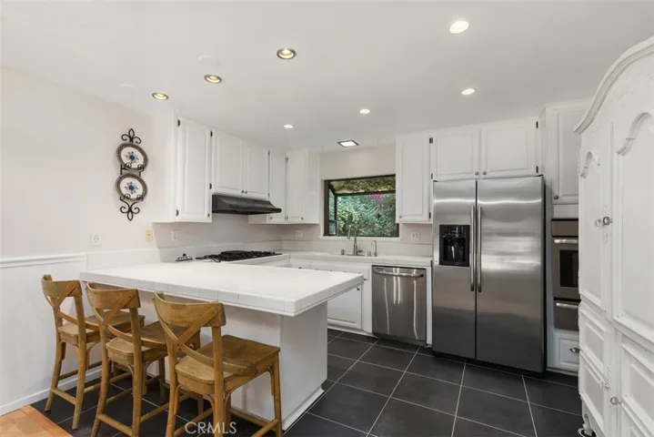 734 Nottingham Drive, Redlands, California 92373