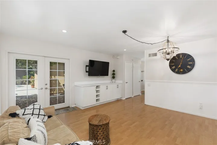 734 Nottingham Drive, Redlands, California 92373