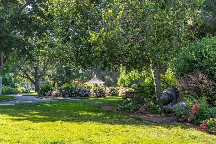 150 10th Avenue, San Mateo, California 94401