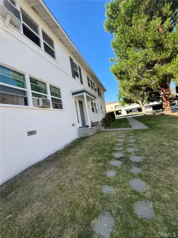 1808 W Glenoaks Boulevard, Glendale, California 91201