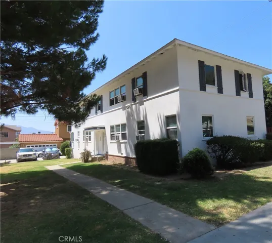 1808 W Glenoaks Boulevard, Glendale, California 91201
