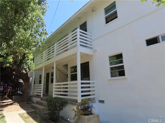 1808 W Glenoaks Boulevard, Glendale, California 91201