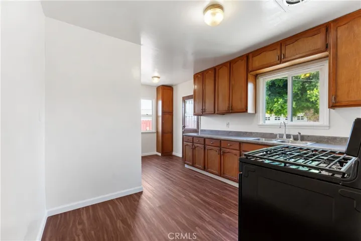 3210 Caspian Avenue, Long Beach, California 90810