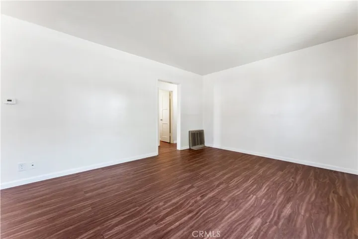 3210 Caspian Avenue, Long Beach, California 90810