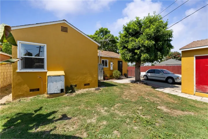 3210 Caspian Avenue, Long Beach, California 90810