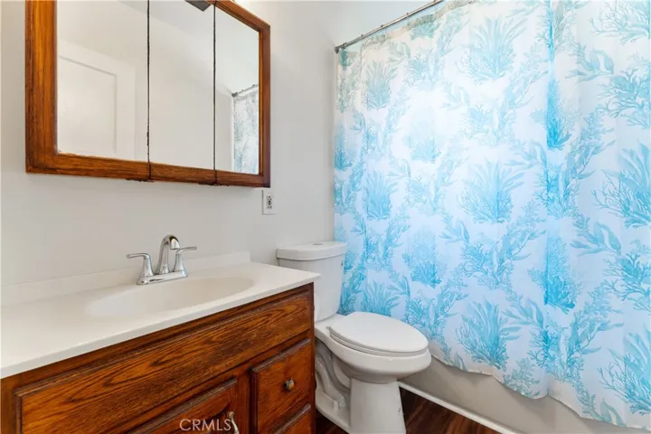 3210 Caspian Avenue, Long Beach, California 90810