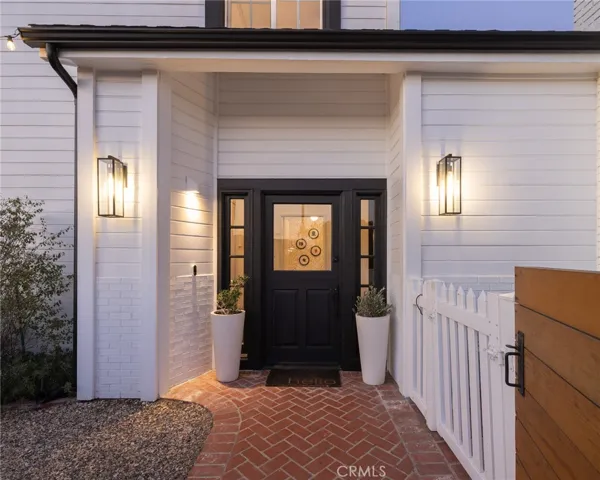 5255 E Appian Way, Long Beach, California 90803