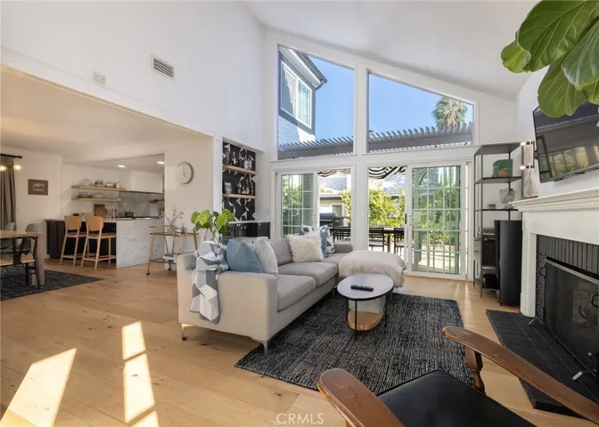 5255 E Appian Way, Long Beach, California 90803