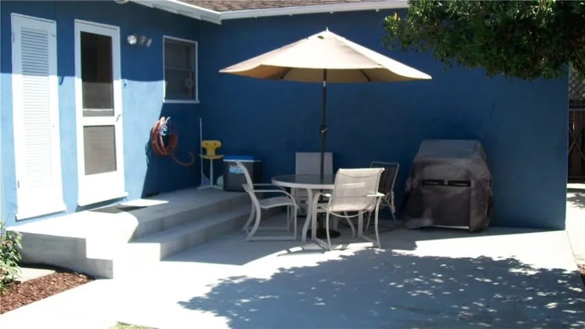 2161 Fairhill Drive, Rancho Palos Verdes, California 90275