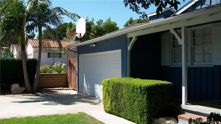 2161 Fairhill Drive, Rancho Palos Verdes, California 90275