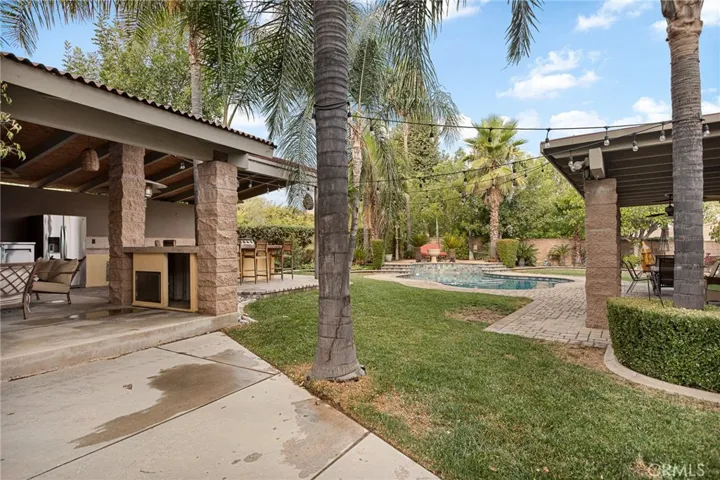 508 Golden West Drive, Redlands, California 92373