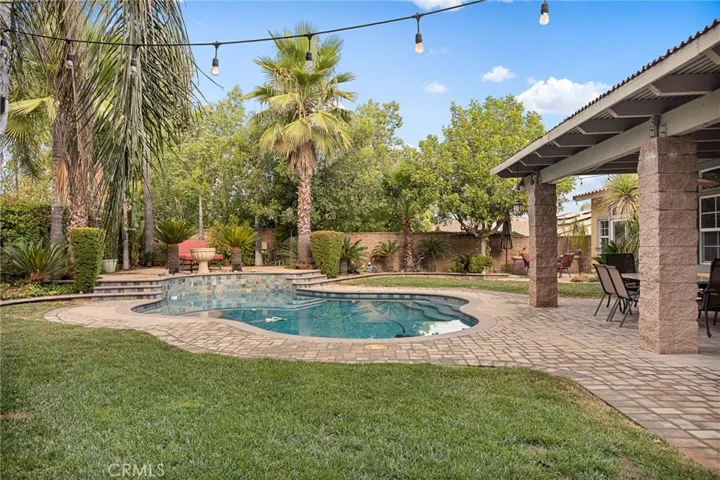 508 Golden West Drive, Redlands, California 92373