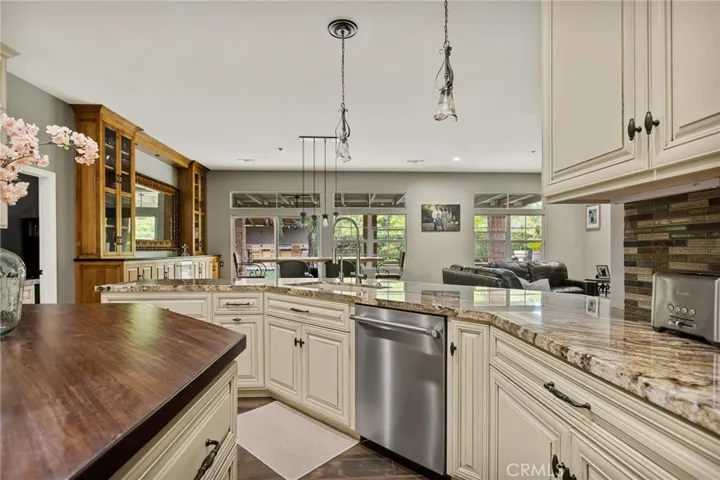 508 Golden West Drive, Redlands, California 92373