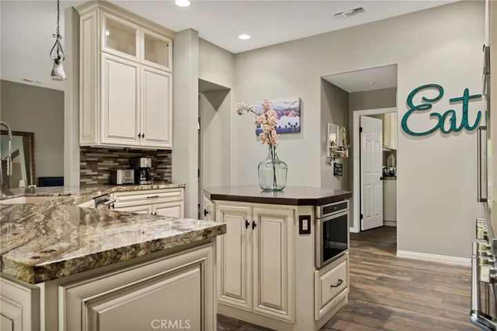 508 Golden West Drive, Redlands, California 92373
