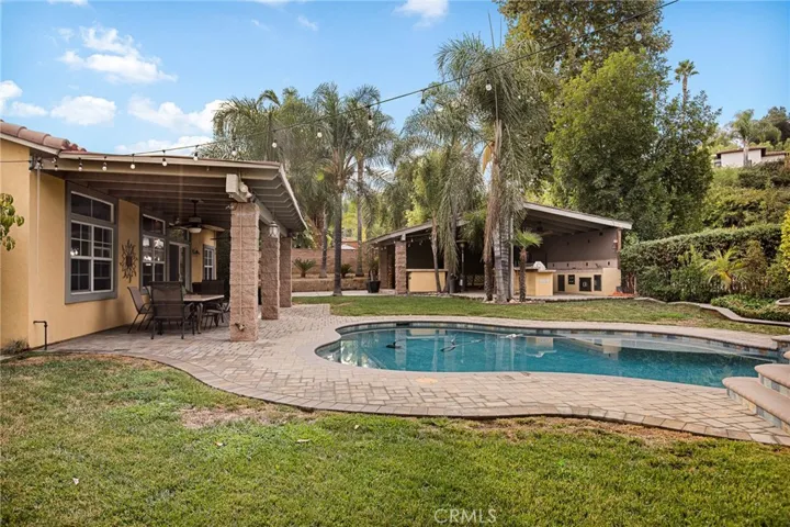 508 Golden West Drive, Redlands, California 92373