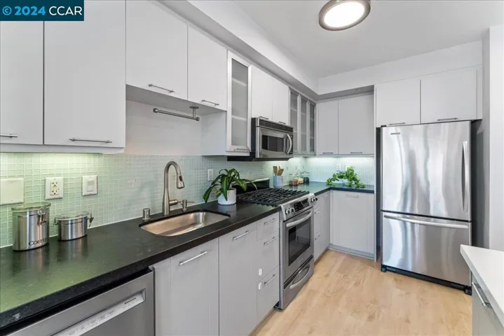 177 Townsend St 635, San Francisco, California 94107