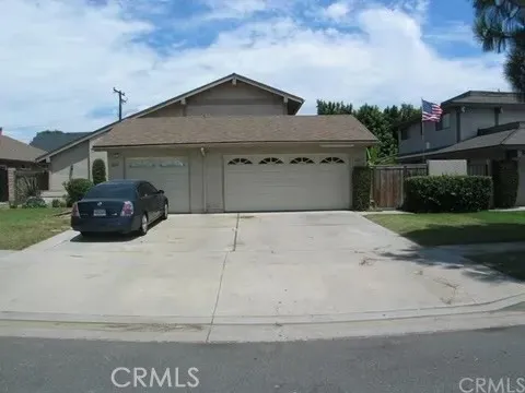 2217 Ponderosa Street, Santa Ana, California 92705
