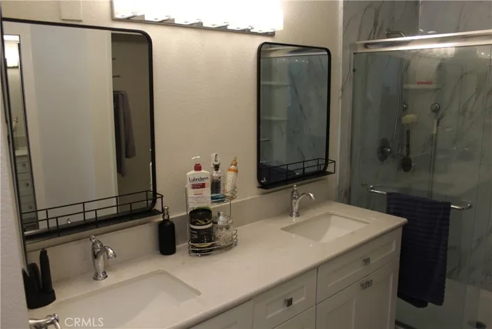 2105 Martinique Lane, Oxnard, California 93035