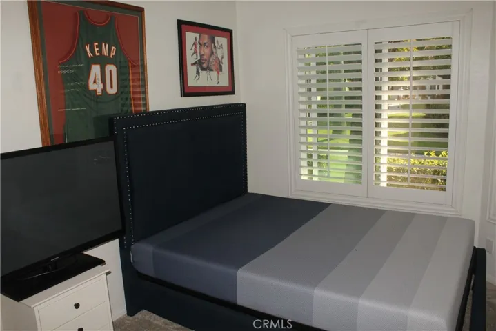 2105 Martinique Lane, Oxnard, California 93035