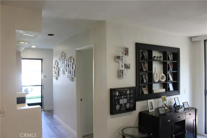 2105 Martinique Lane, Oxnard, California 93035