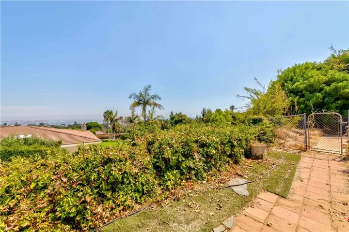 2011 Suana Drive, Rancho Palos Verdes, California 90275
