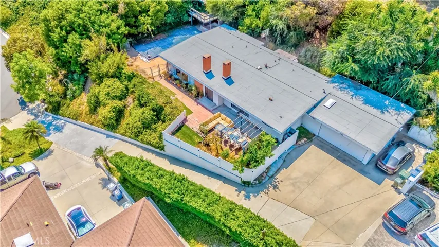 2011 Suana Drive, Rancho Palos Verdes, California 90275