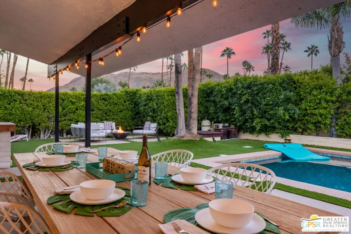 2739 Bonita Circle, Palm Springs, California 92264