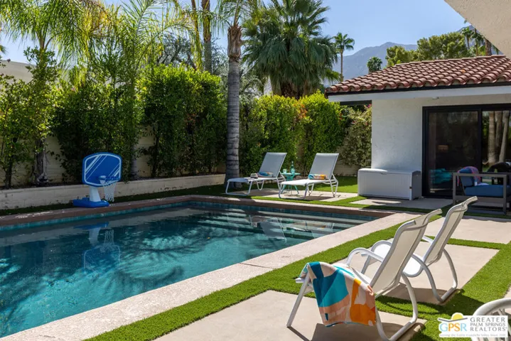2739 Bonita Circle, Palm Springs, California 92264