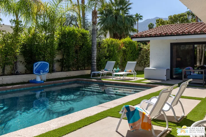 2739 Bonita Circle, Palm Springs, California 92264