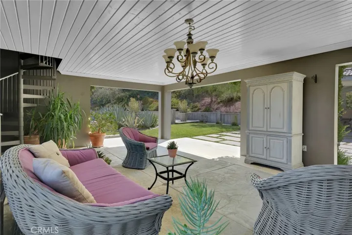 28619 Black Oak Lane, Castaic, California 91384