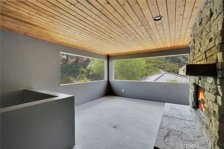 28619 Black Oak Lane, Castaic, California 91384