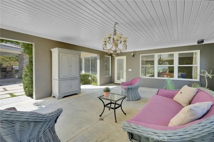 28619 Black Oak Lane, Castaic, California 91384