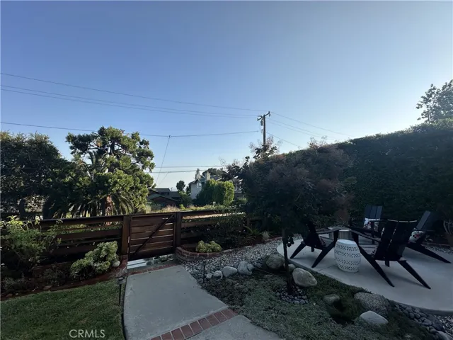 fire pit seating area to view city lights