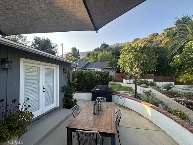 49 W Carter Avenue, Sierra Madre, California 91024