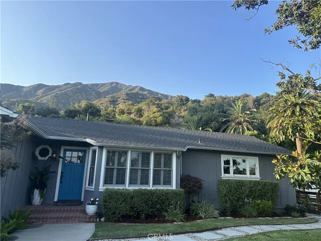 49 W Carter Avenue, Sierra Madre, California 91024
