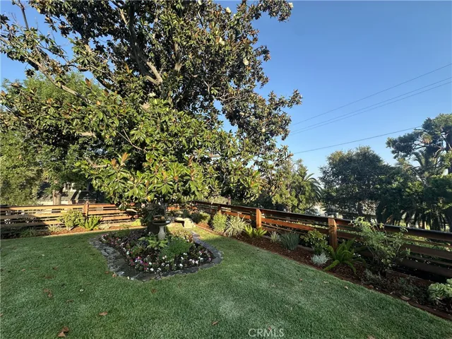49 W Carter Avenue, Sierra Madre, California 91024