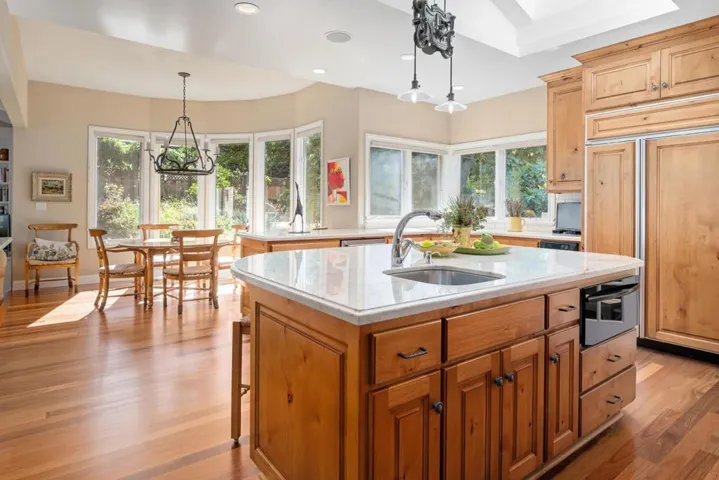 20544 Lomita Avenue, Saratoga, California 95070