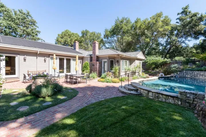 20544 Lomita Avenue, Saratoga, California 95070