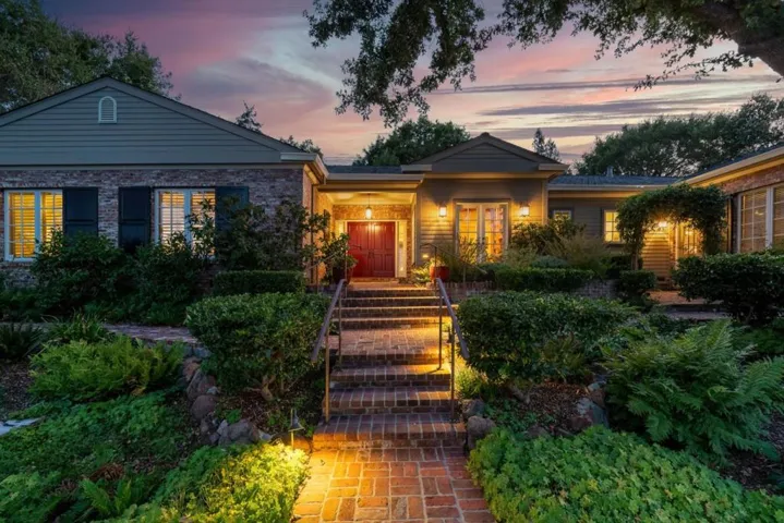 20544 Lomita Avenue, Saratoga, California 95070