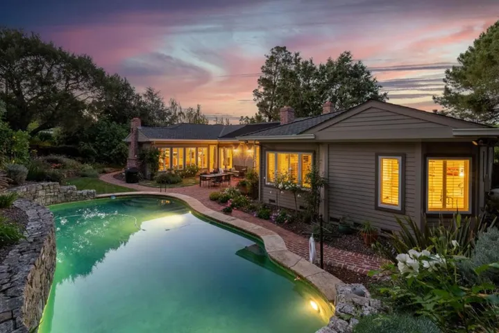 20544 Lomita Avenue, Saratoga, California 95070