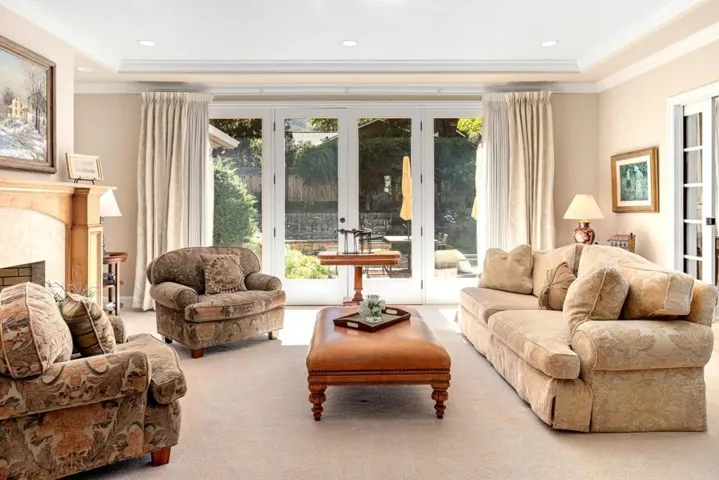 20544 Lomita Avenue, Saratoga, California 95070