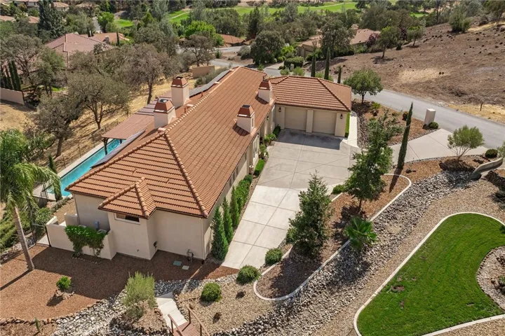 805 Whispering Winds Lane, Chico, California 95928
