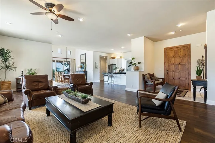 805 Whispering Winds Lane, Chico, California 95928