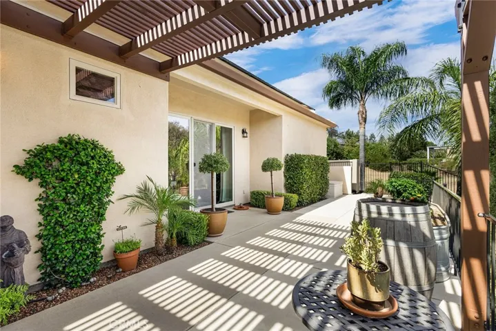 805 Whispering Winds Lane, Chico, California 95928