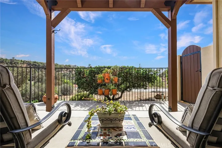 805 Whispering Winds Lane, Chico, California 95928
