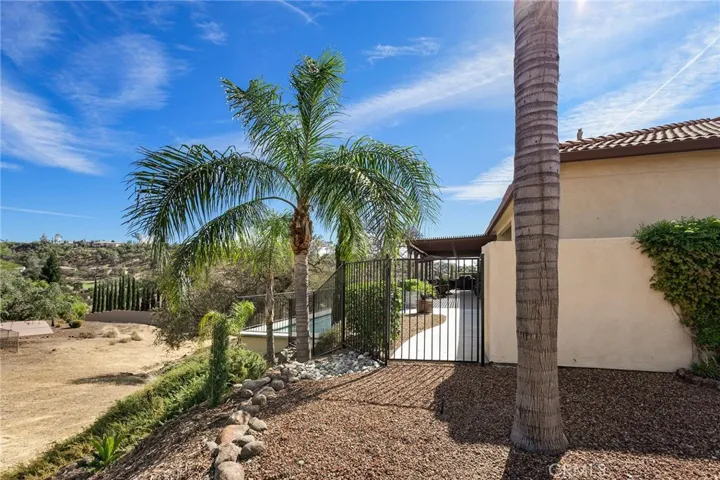 805 Whispering Winds Lane, Chico, California 95928