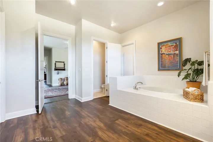805 Whispering Winds Lane, Chico, California 95928