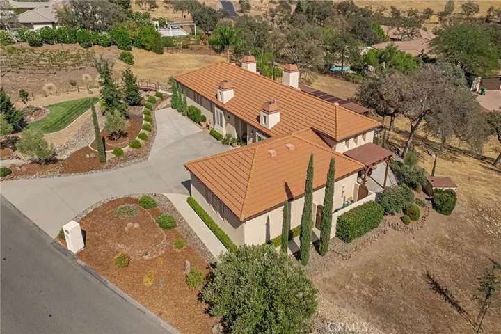 805 Whispering Winds Lane, Chico, California 95928